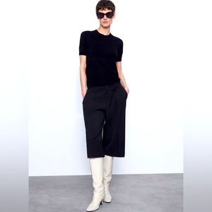 ZARA BASIC SHORT SLEEVED SWEATER Size XL